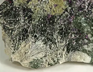 Götzenite, Fluorite, Calcite-251323.jpg