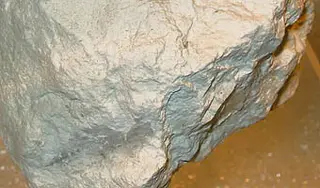 Mineraly.sk - halloyzit.jpg