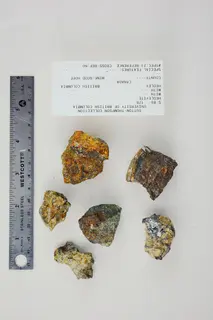 Hedleyite (46873079402).jpg