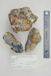 Hedleyite (46010908325).jpg