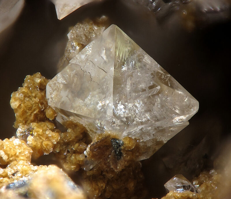 Aminoffite