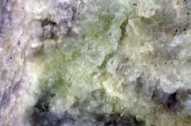 Hillebrandite.jpg