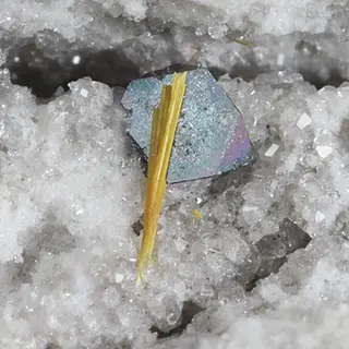 Holfertite-703040.jpg