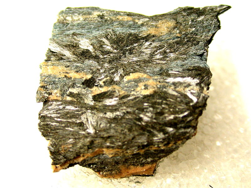 Howieite