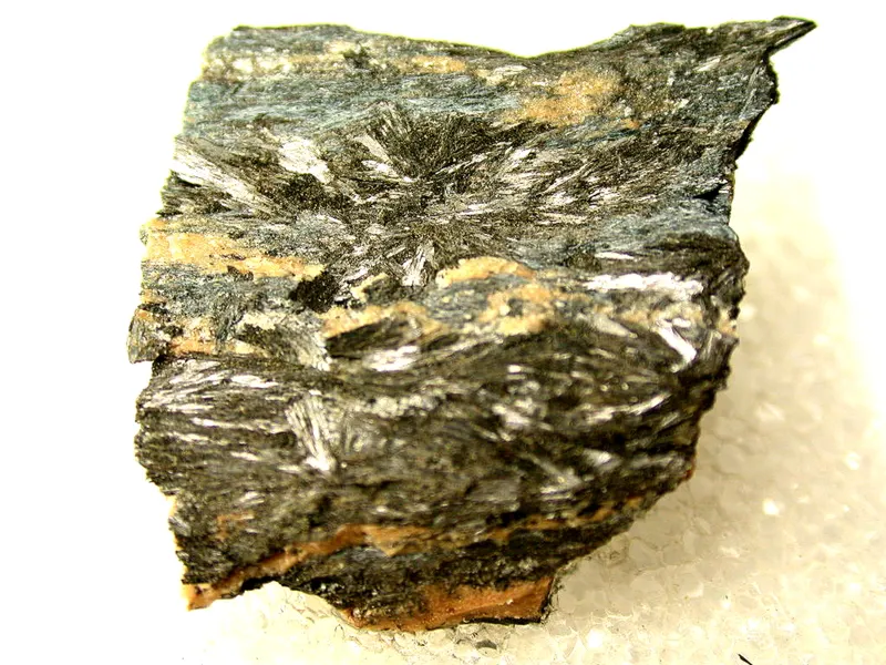 Howieite-540427.jpg