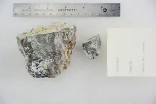 Hulsite (48002875941).jpg