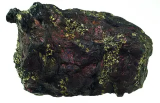 Covellite, idaite and pyrite (GeoDIL number - 1106).jpg