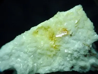 Iimoriite-(Y)-20201.jpg
