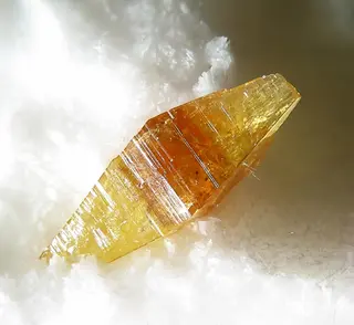 Joaquinite-(Ce)-187583.jpg