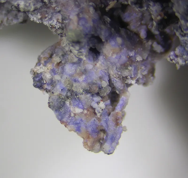 Johillerite-553073.jpg