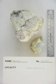 Kalinite (48002943981).jpg