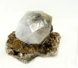 Analcime-mrz182a.jpg