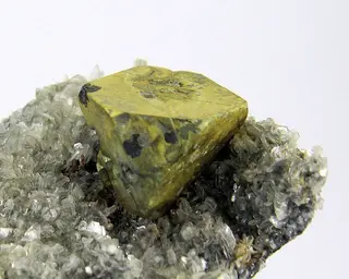 Kesterite, Mushistonite-236829.jpg