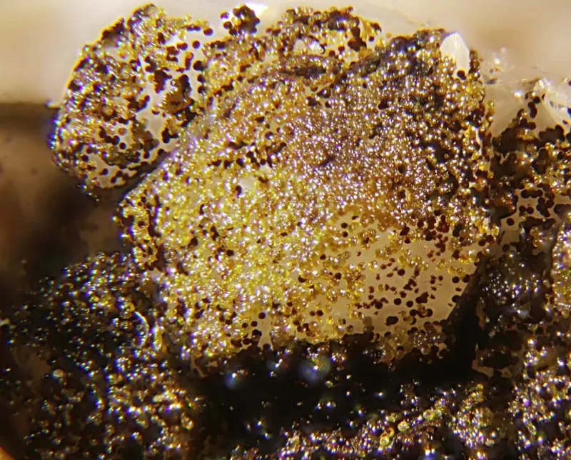 Kintoreite.jpg