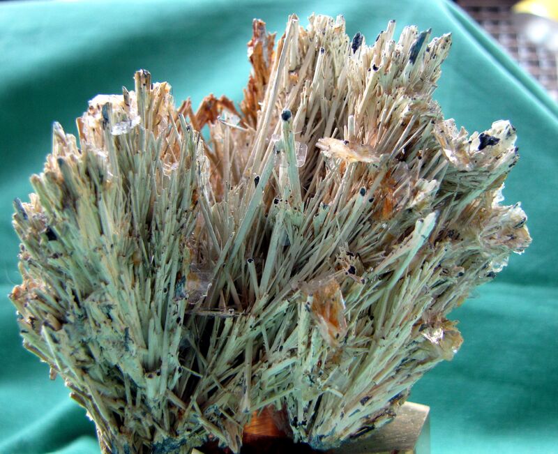 Klebelsbergite