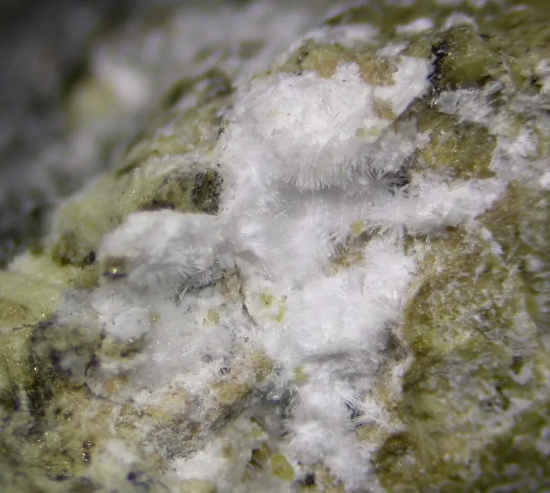 Kottenheimite-607206.jpg