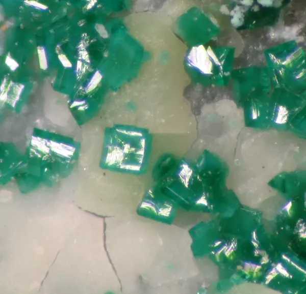 Ktenasite-89341.jpg