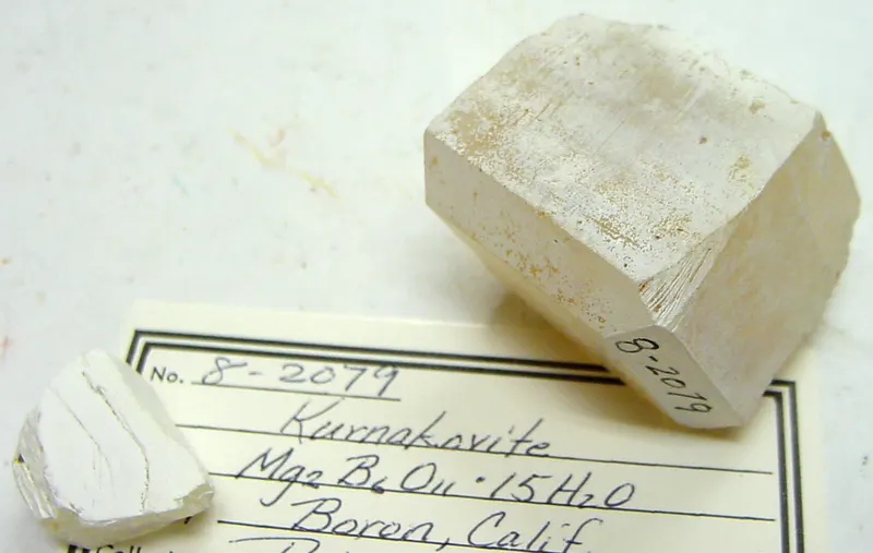 Kurnakovite.jpg