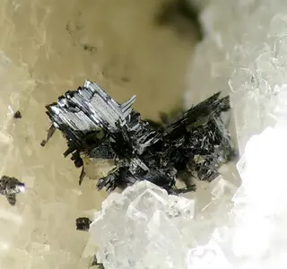 Lengenbachite-114106.jpg