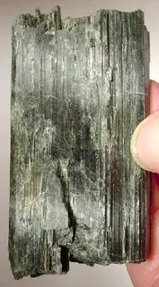 Hornblende-70903.jpg