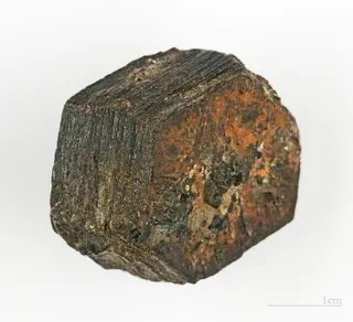 Hibonite Complete crystal MHNT MIN 2004 0 90 1.jpg