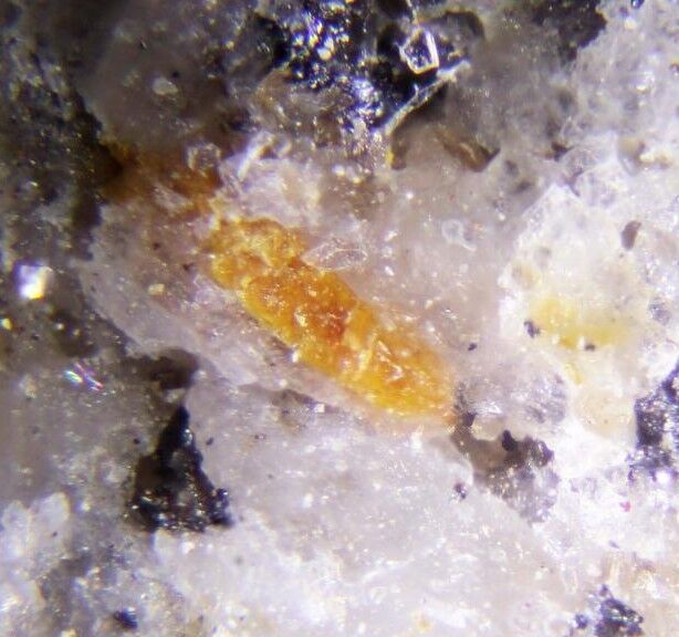 Manganberzeliite