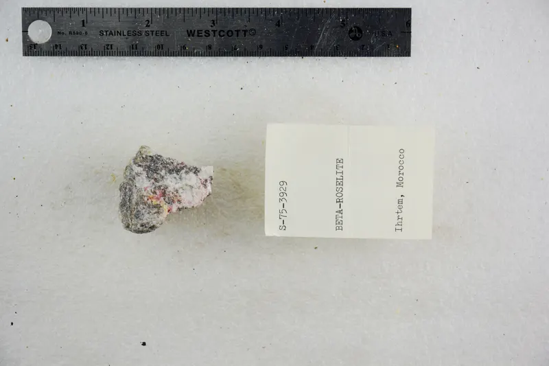 Beta-Roselite (48522676967).jpg