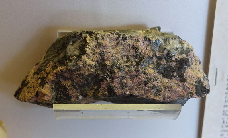 Mcgillite