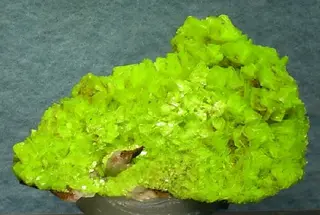 Meta-autunite-160573.jpg