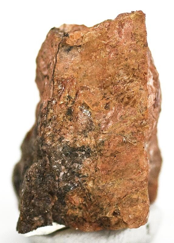Natrophilite