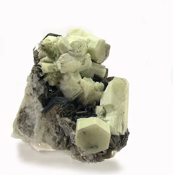 Milarite-t06-12a.jpg