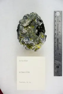 Mitridatite (48303228457).jpg