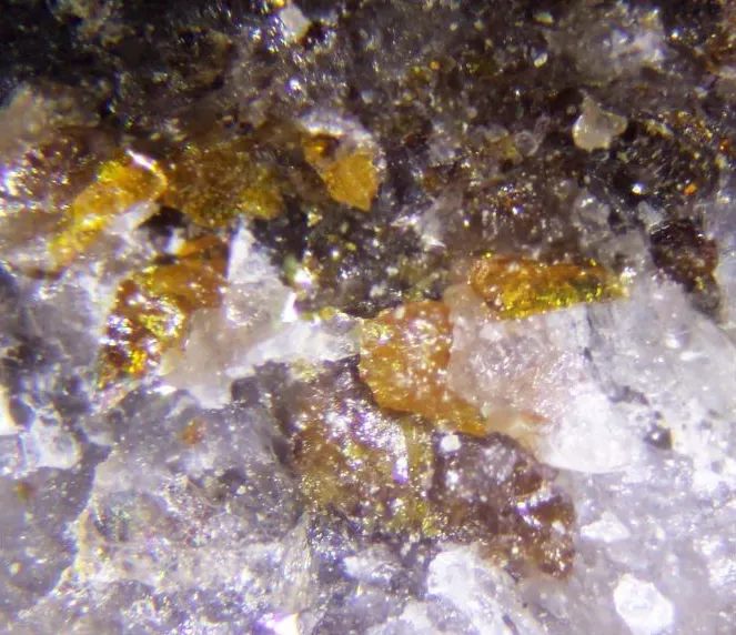 Monimolite.jpg