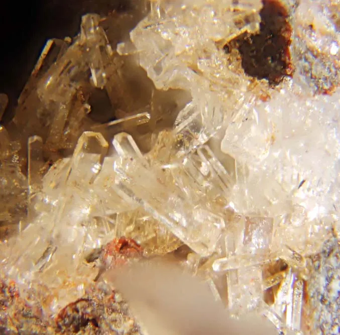 Montesommaite.jpg