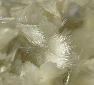 Mordenite-lw32b.jpg