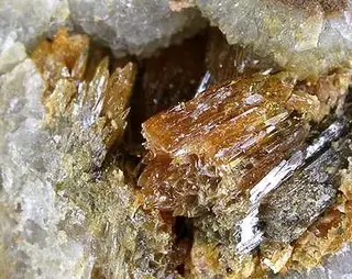 Mroseite-Tellurite-215041.jpg