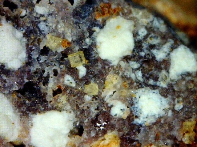 Natropharmacosiderite