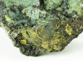Trevorite-Népouite-536297.jpg