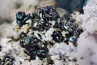 Nsutite Folgo (Henk Smeets, tomeikminerals).webp
