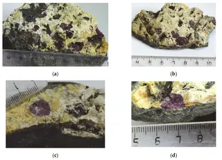 Odikhinchaite aggregates.png