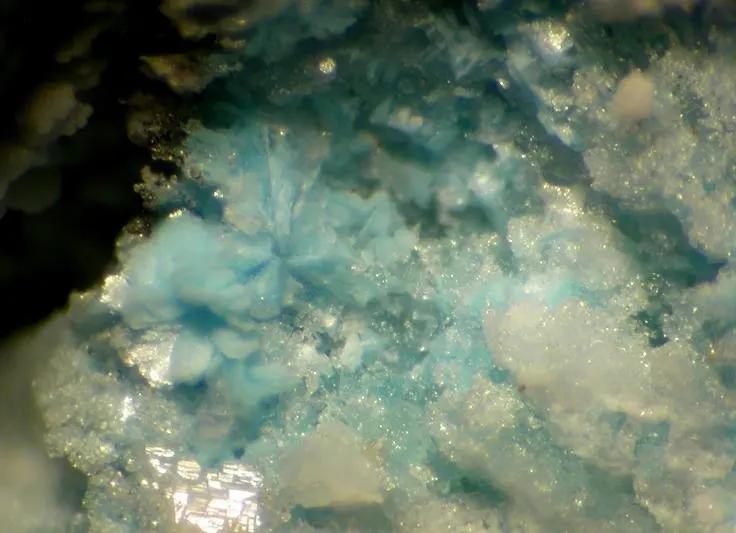 Paratooite-(La)-132874.jpg