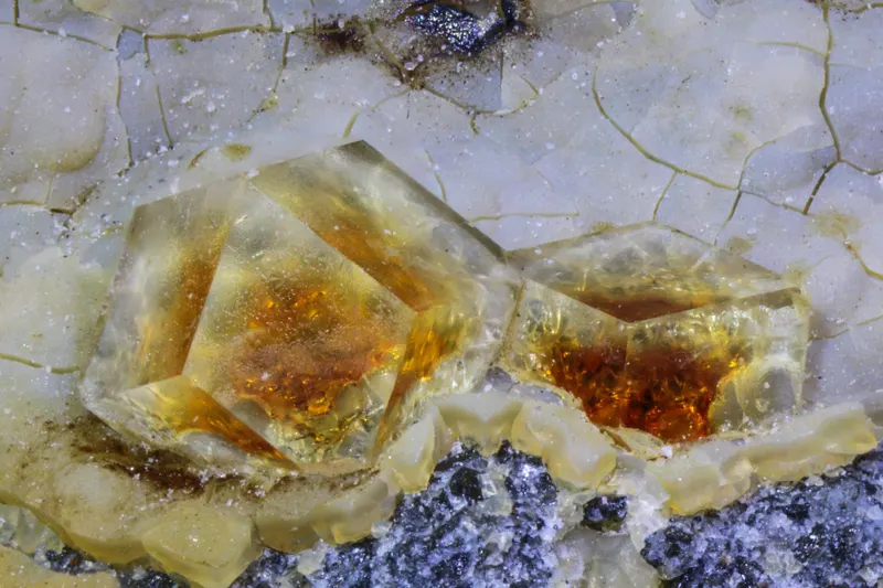 Paulingite-(ca)3539-3.jpg