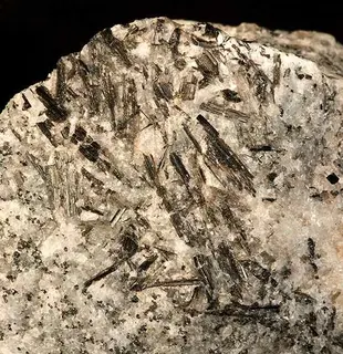 Pinakiolite-235261.jpg