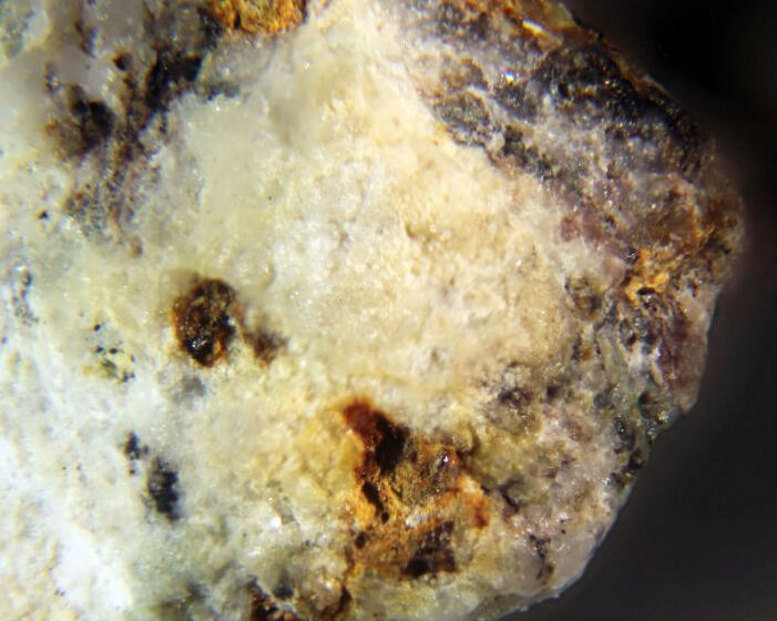 Plumbotellurite