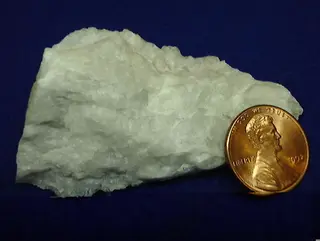Pollucite(CesiumMineral)USGOV.jpg