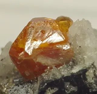 Quintinite-2H-201249.jpg