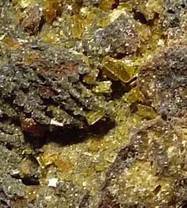 Raspite-Limonite-172210.jpg