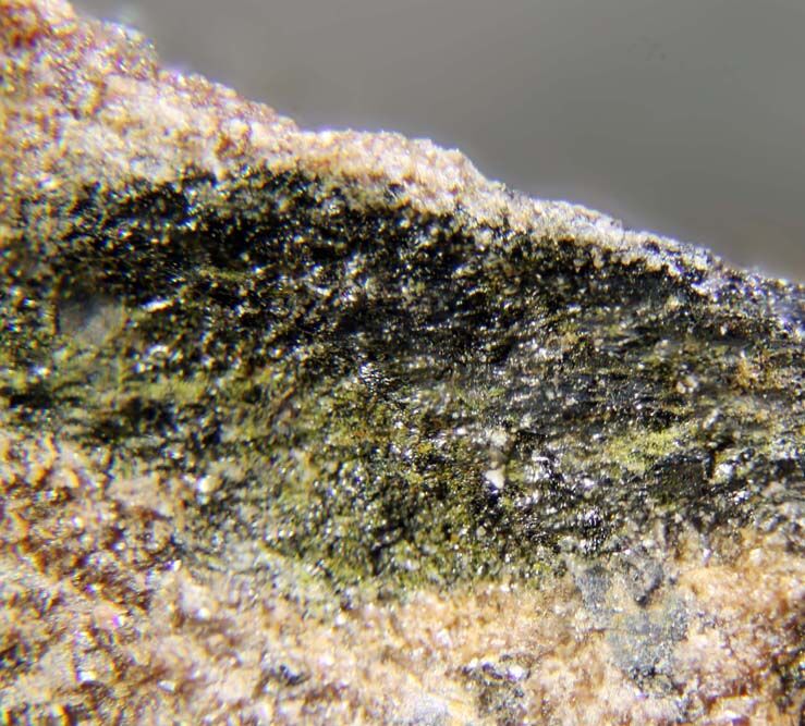 Redledgeite