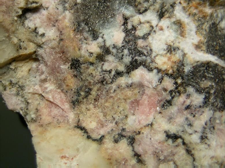 Reinhardbraunsite