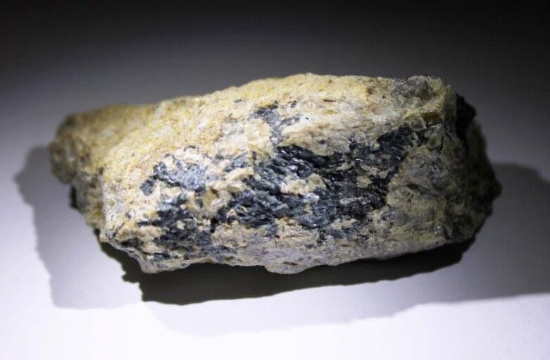 Rinkite-(Y)